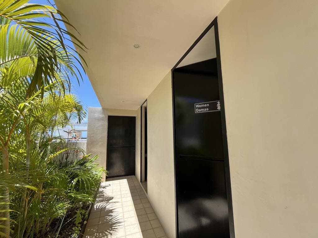 Spacious 71-square-meter studio for sale in Riva, just steps from the ocean in Playa del Carmen P4569