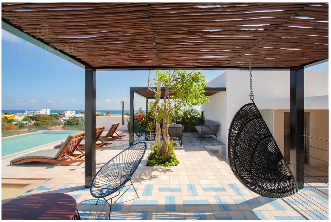 Spacious 71-square-meter studio for sale in Riva, just steps from the ocean in Playa del Carmen P4569