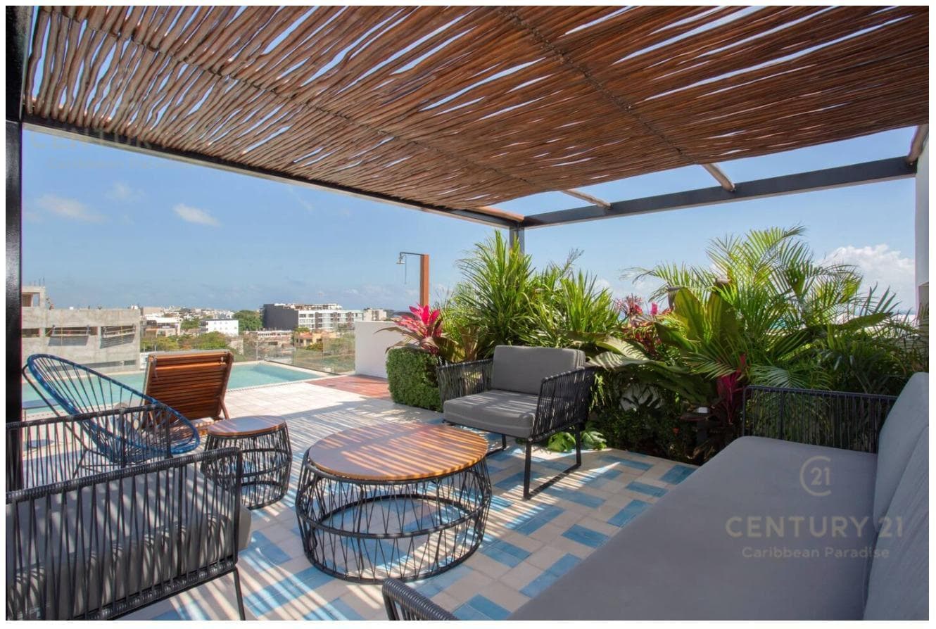 Spacious 71-square-meter studio for sale in Riva, just steps from the ocean in Playa del Carmen P4569