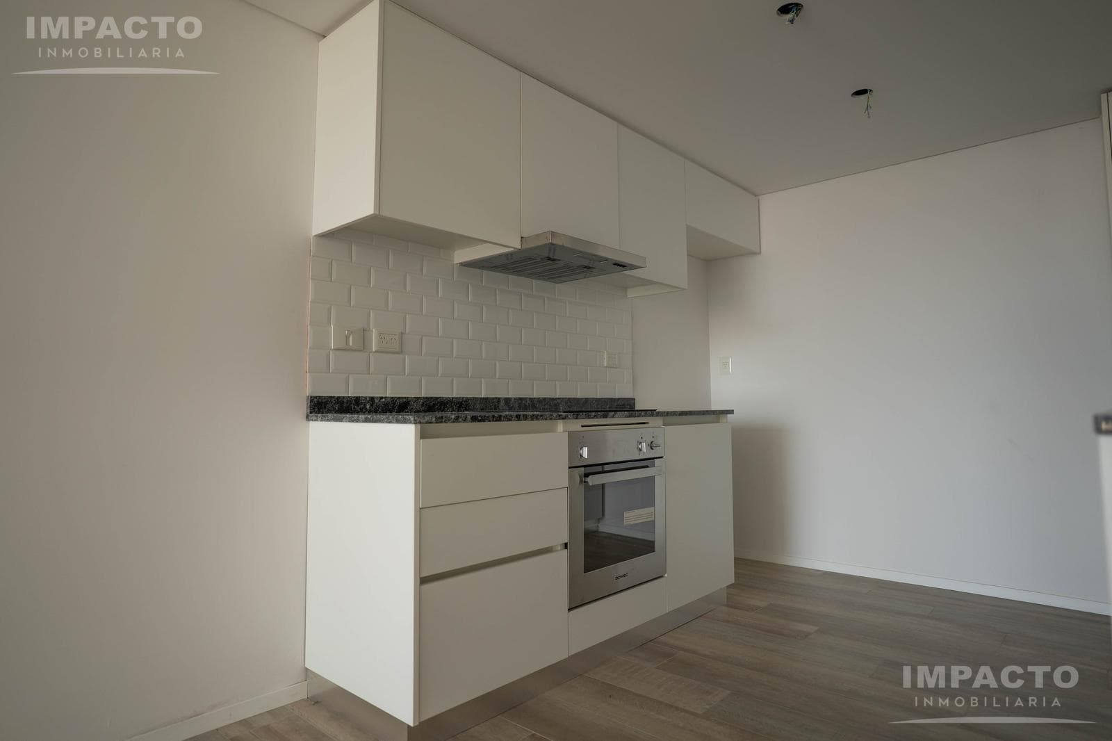 Offices for Rent in the Federal Capital, Buenos Aires - 2 Rooms