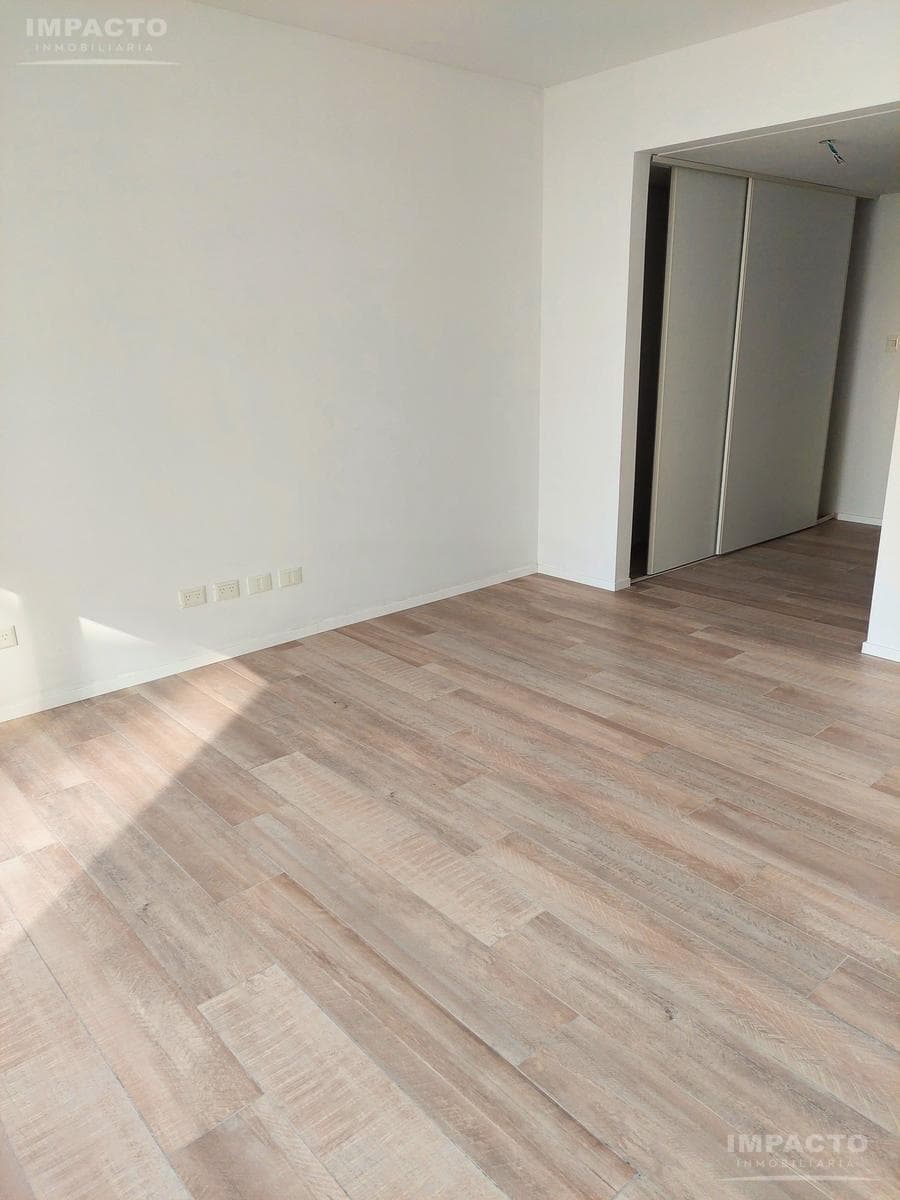 Offices for Rent in the Federal Capital, Buenos Aires - 2 Rooms