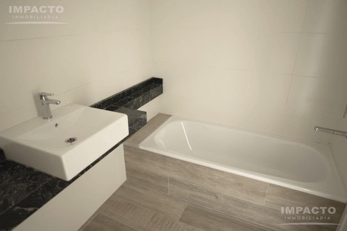Offices for Rent in the Federal Capital, Buenos Aires - 2 Rooms