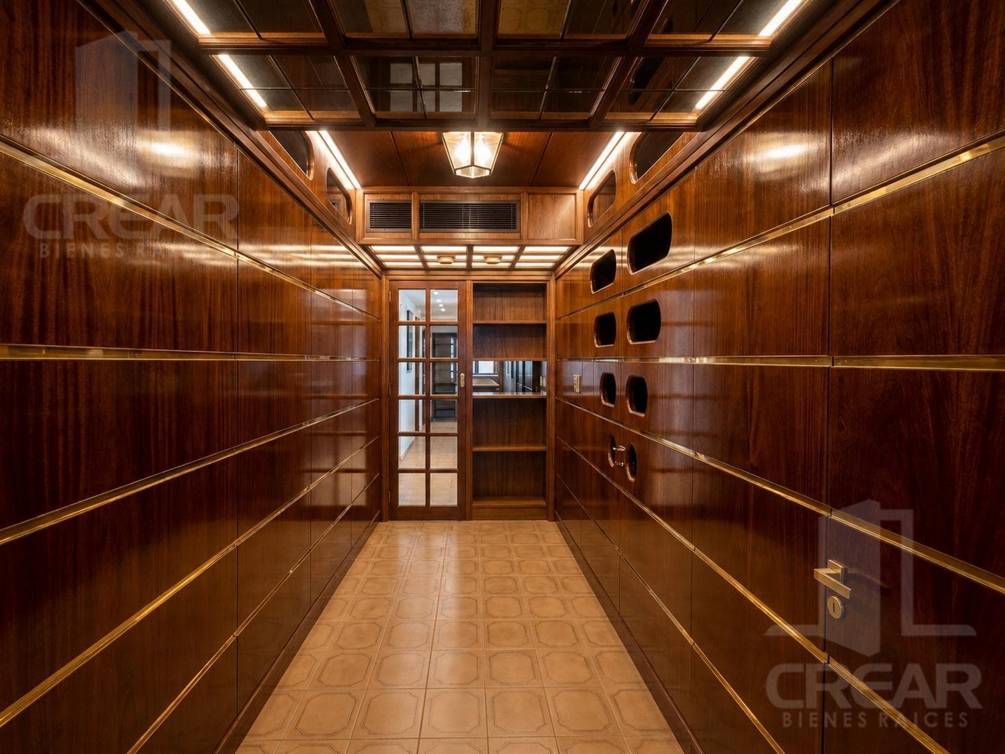 3-bedroom apartment at the corner of Urquiza and Colón