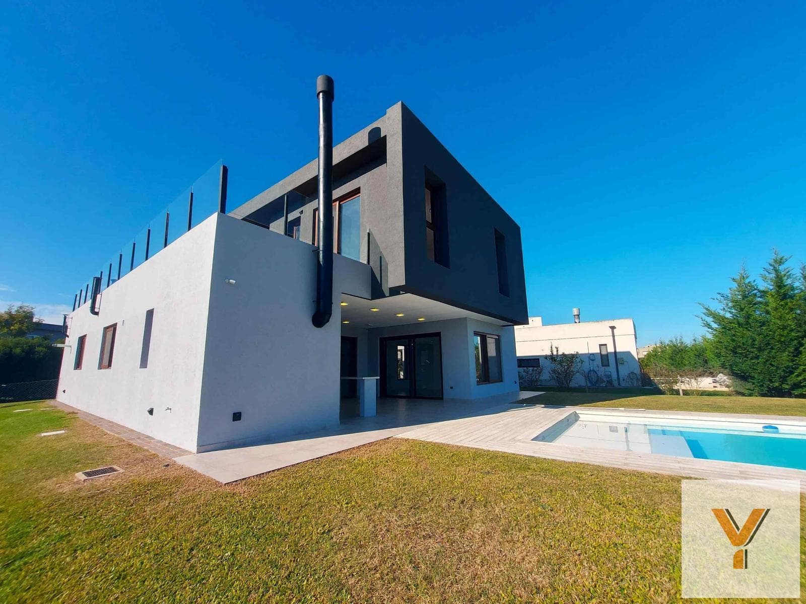 House for Sale - 3 Bedrooms, 3 Bathrooms - Ezeiza