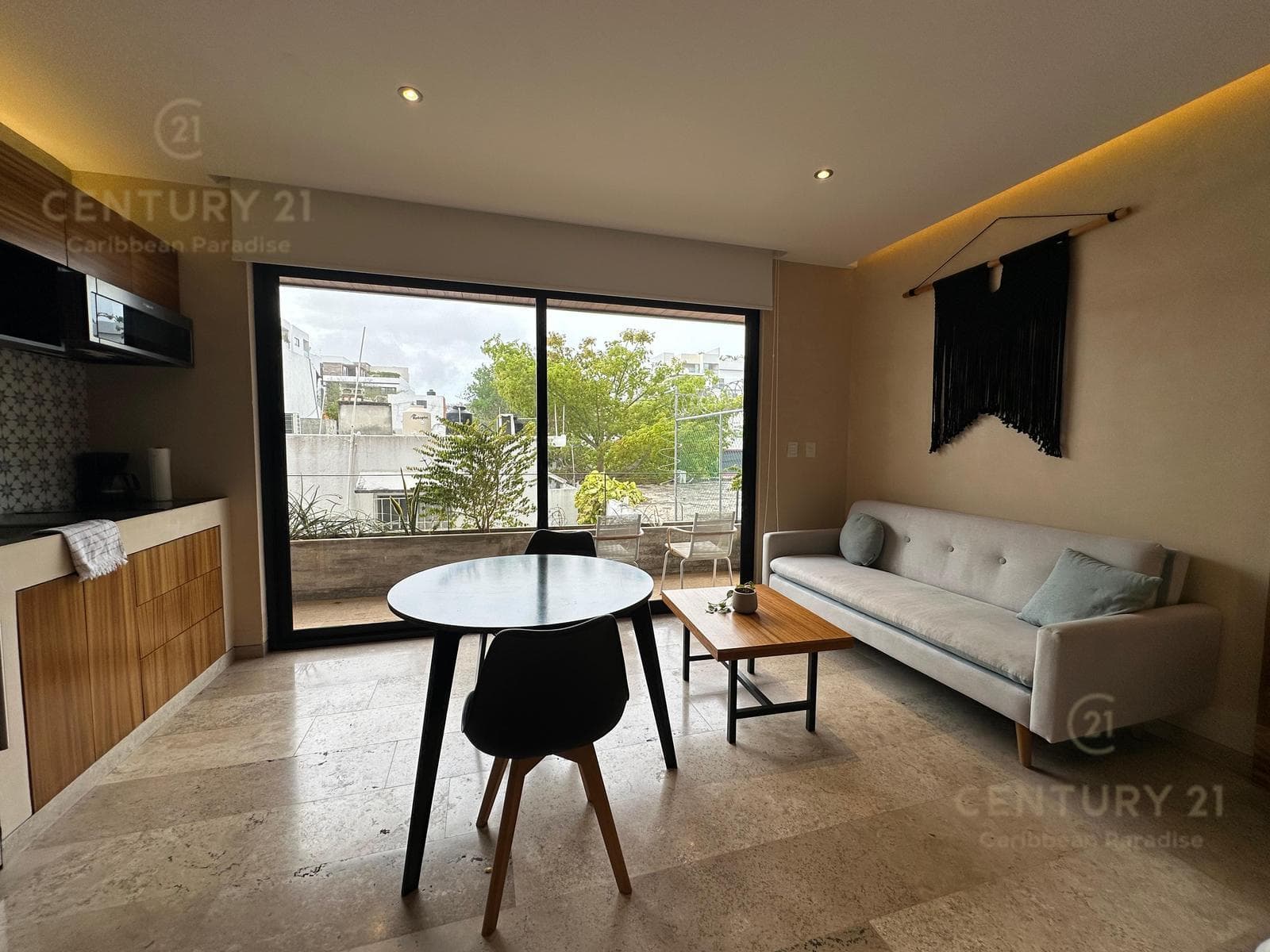 Beautiful studio apartment for sale in downtown Playa del Carmen P4593