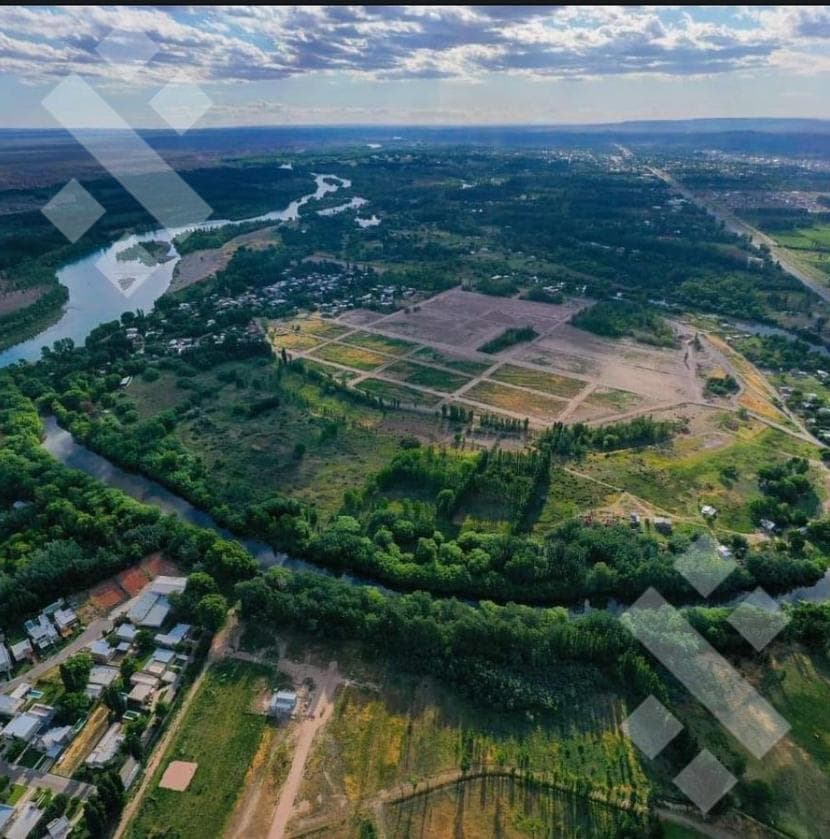 Residential and Commercial Lots for Sale - 360 m² in La Herradura del Limay - PLOTTIER