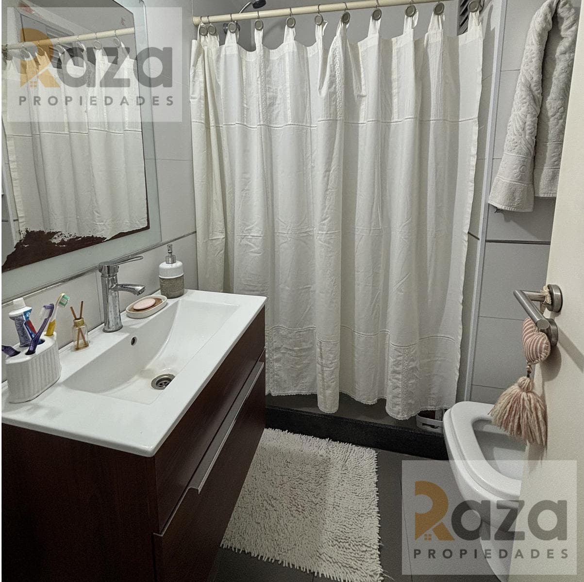 2-Bedroom Apartment for Sale in Cordón