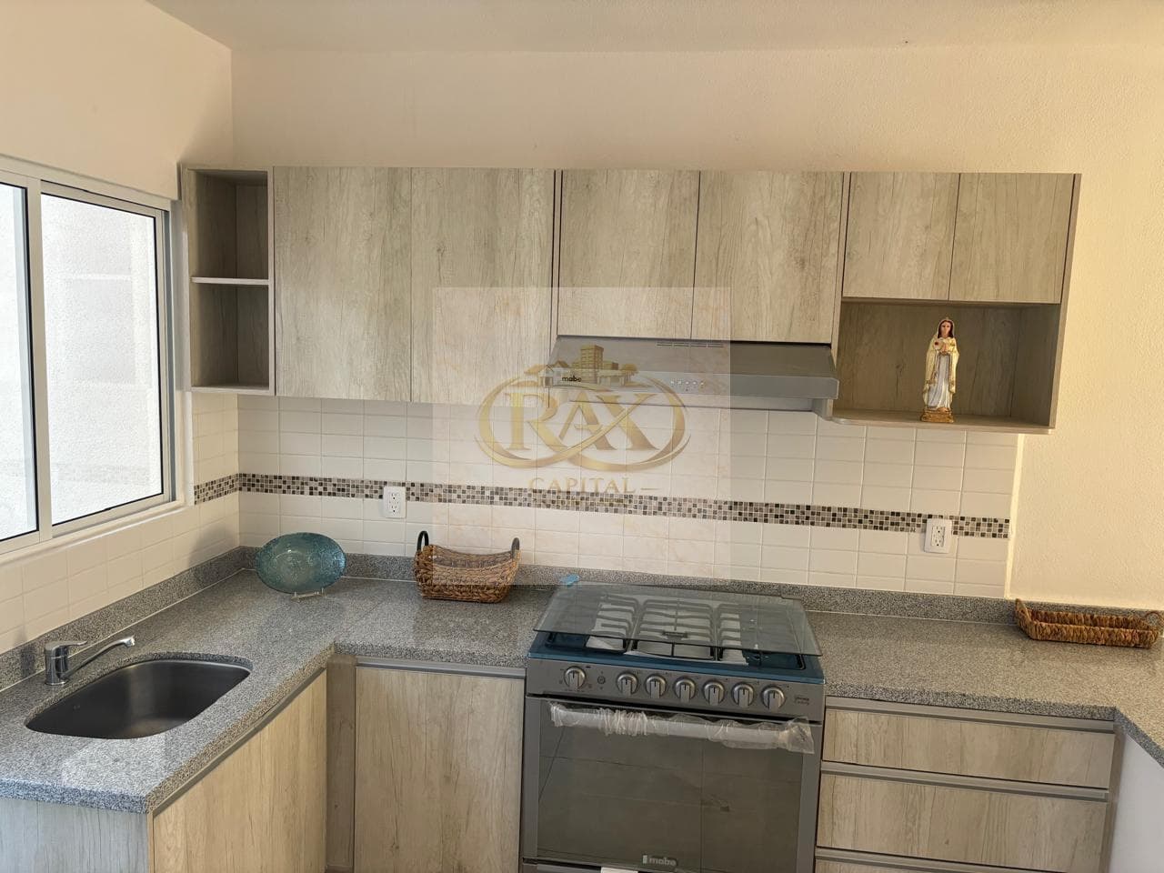 HOUSE FOR SALE IN LOS AGAVES – FURNISHED AND OVERLOOKING A POOL