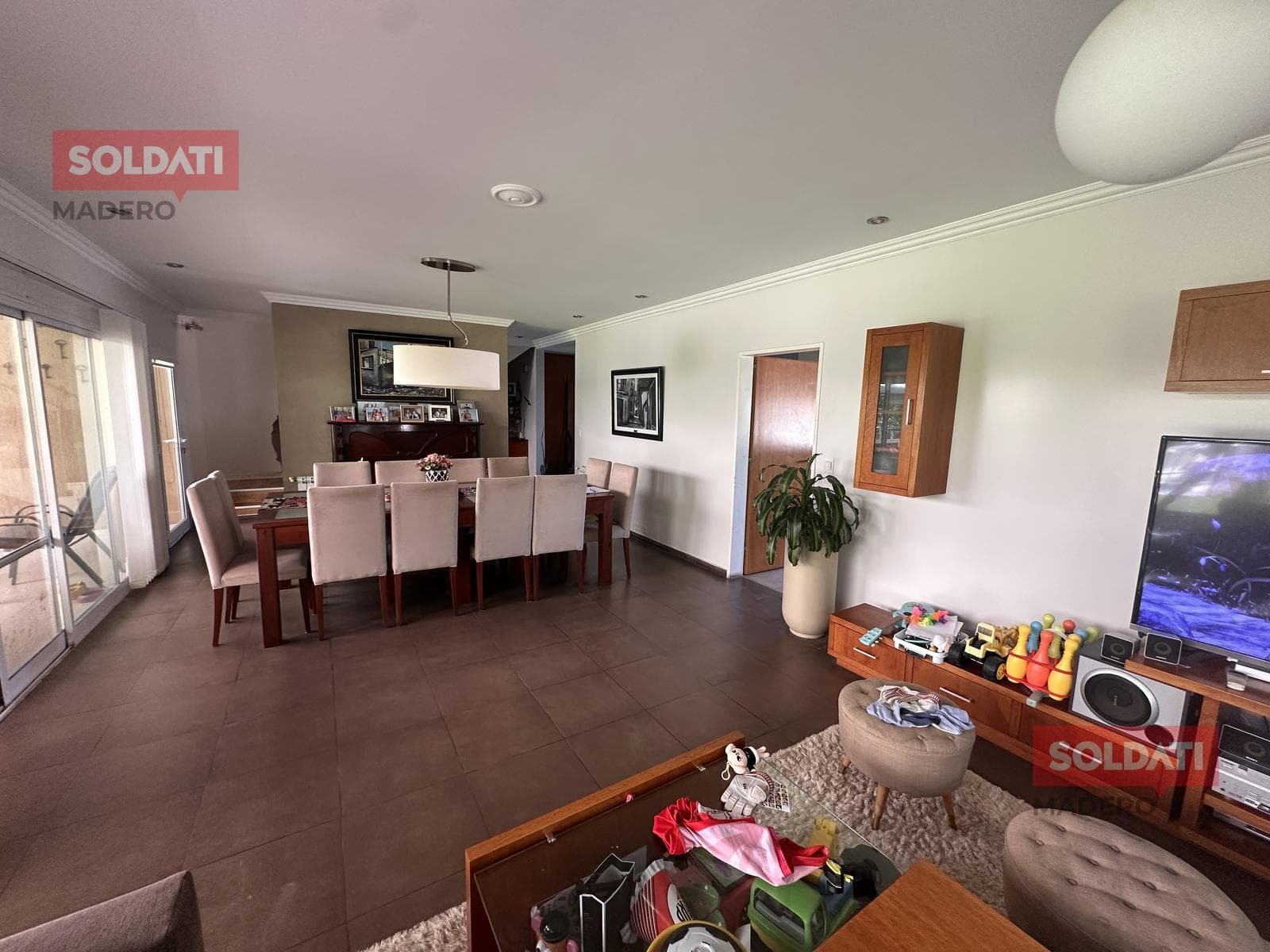 HOUSE FOR SALE IN LA CANDIDA COUNTRY CLUB: 3 BEDROOMS, SWIMMING POOL