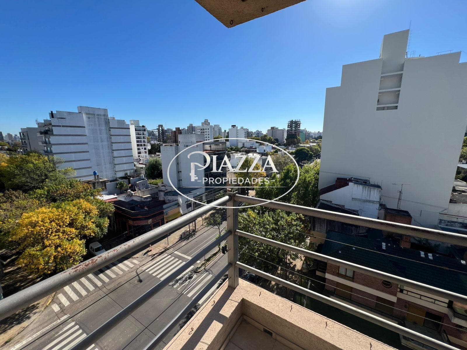 Furnished Apartment - 1 Bedroom - Balcony