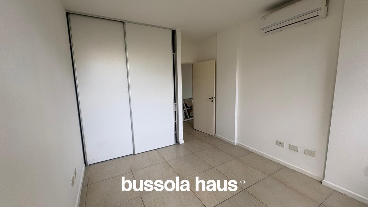 Two-room apartment with a garden in Villa Los Remeros