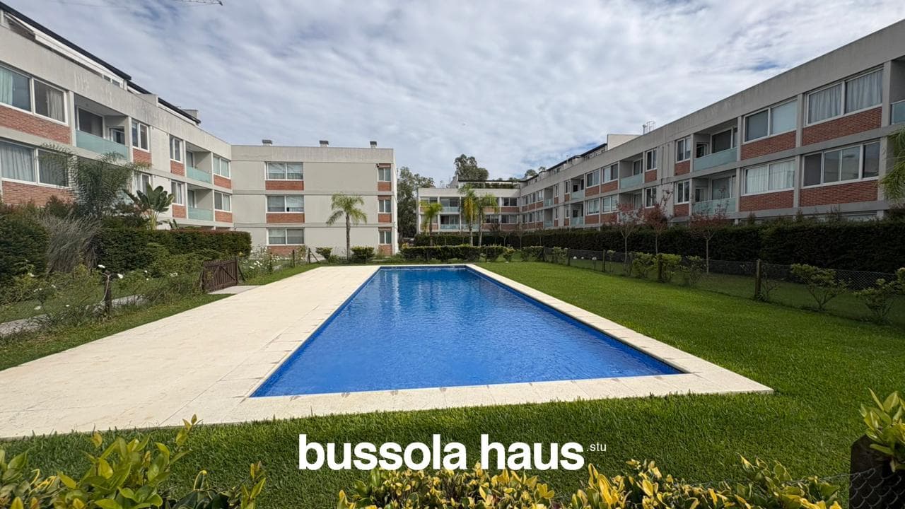 Two-room apartment with a garden in Villa Los Remeros