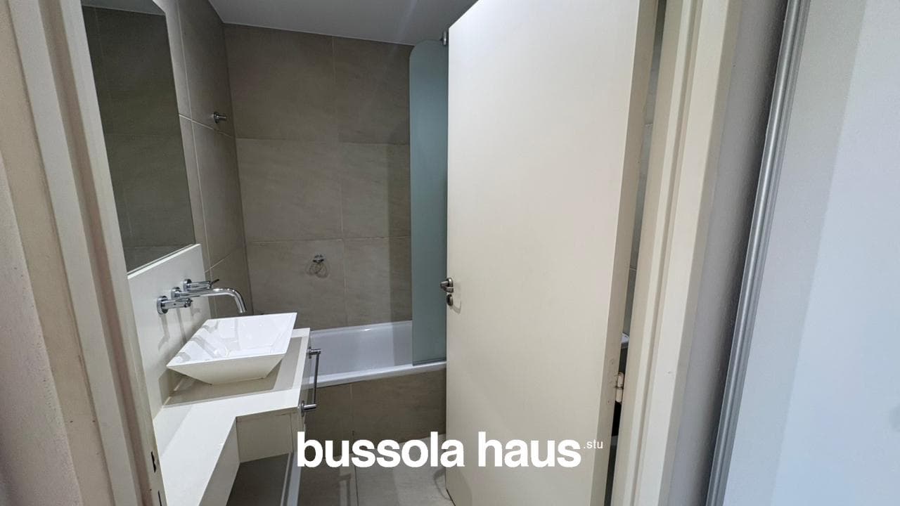 Two-room apartment with a garden in Villa Los Remeros