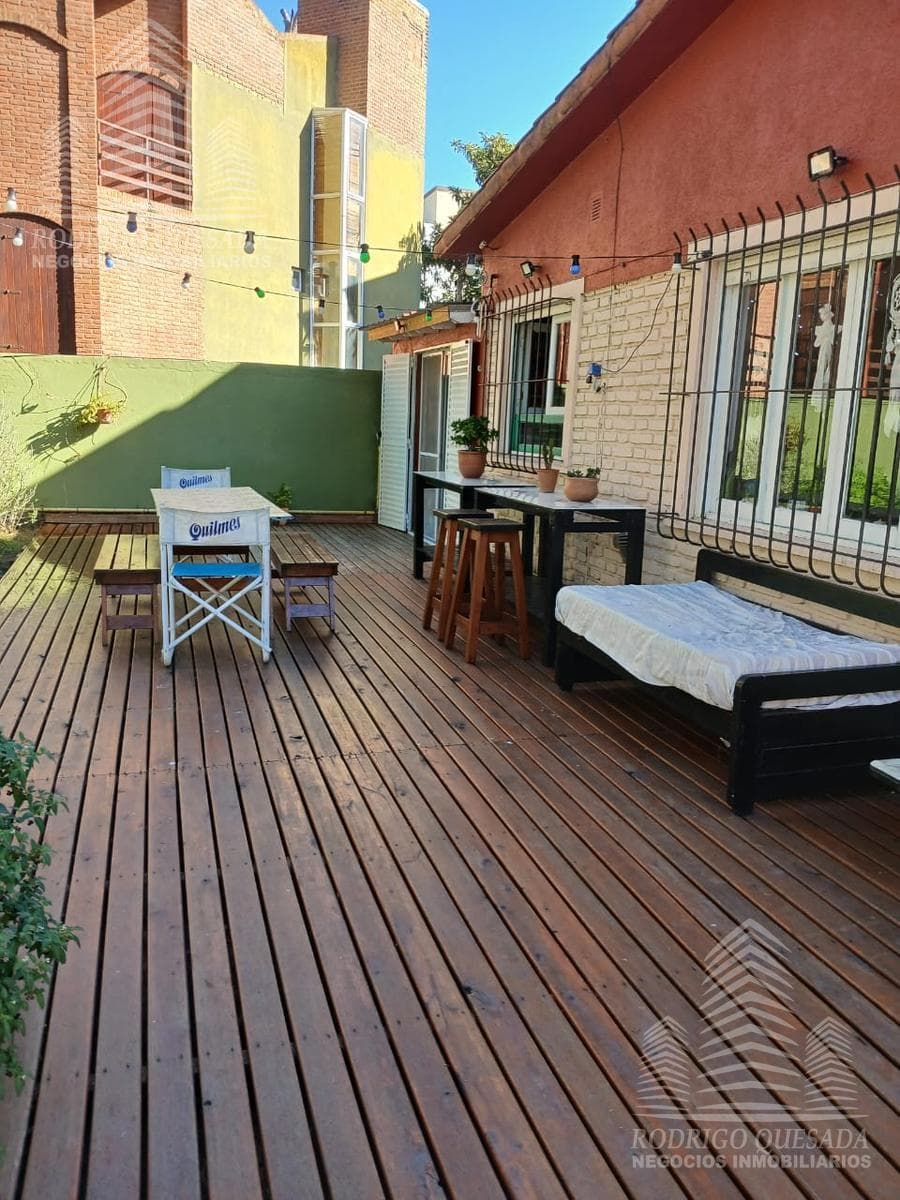 House on a 600-square-meter lot with all utilities.
