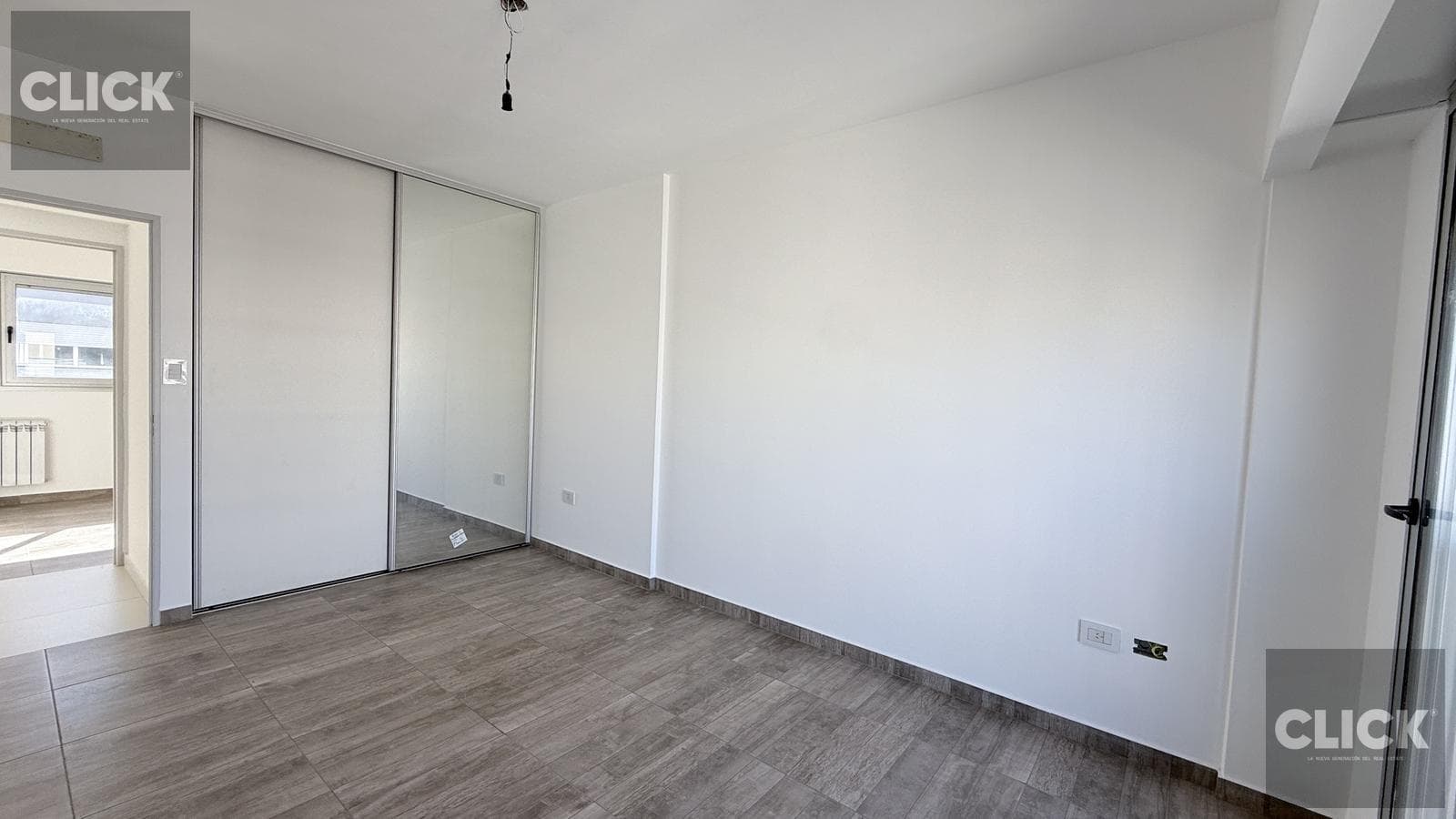 FOR SALE - 4-ROOM APARTMENT - BALCONY WITH GRILL - AMENITIES - ALMAGRO