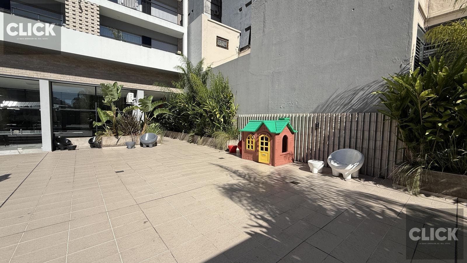 FOR SALE - 4-ROOM APARTMENT - BALCONY WITH GRILL - AMENITIES - ALMAGRO