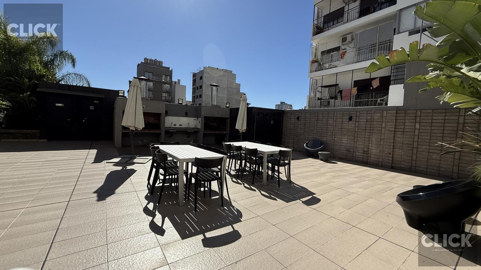 FOR SALE - 4-ROOM APARTMENT - BALCONY WITH GRILL - AMENITIES - ALMAGRO