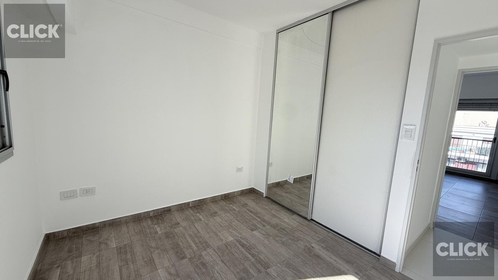 FOR SALE - 4-ROOM APARTMENT - BALCONY WITH GRILL - AMENITIES - ALMAGRO