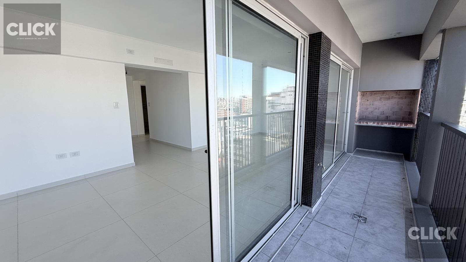 FOR SALE - 4-ROOM APARTMENT - BALCONY WITH GRILL - AMENITIES - ALMAGRO
