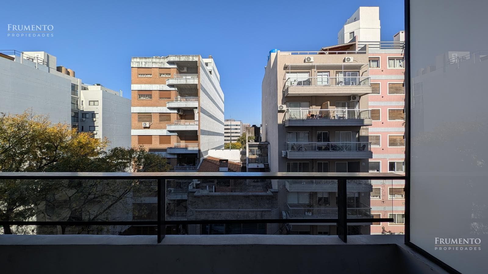 BRAND-NEW 2-ROOM APARTMENT WITH GARAGE IN FLORIDA, VICENTE LOPEZ