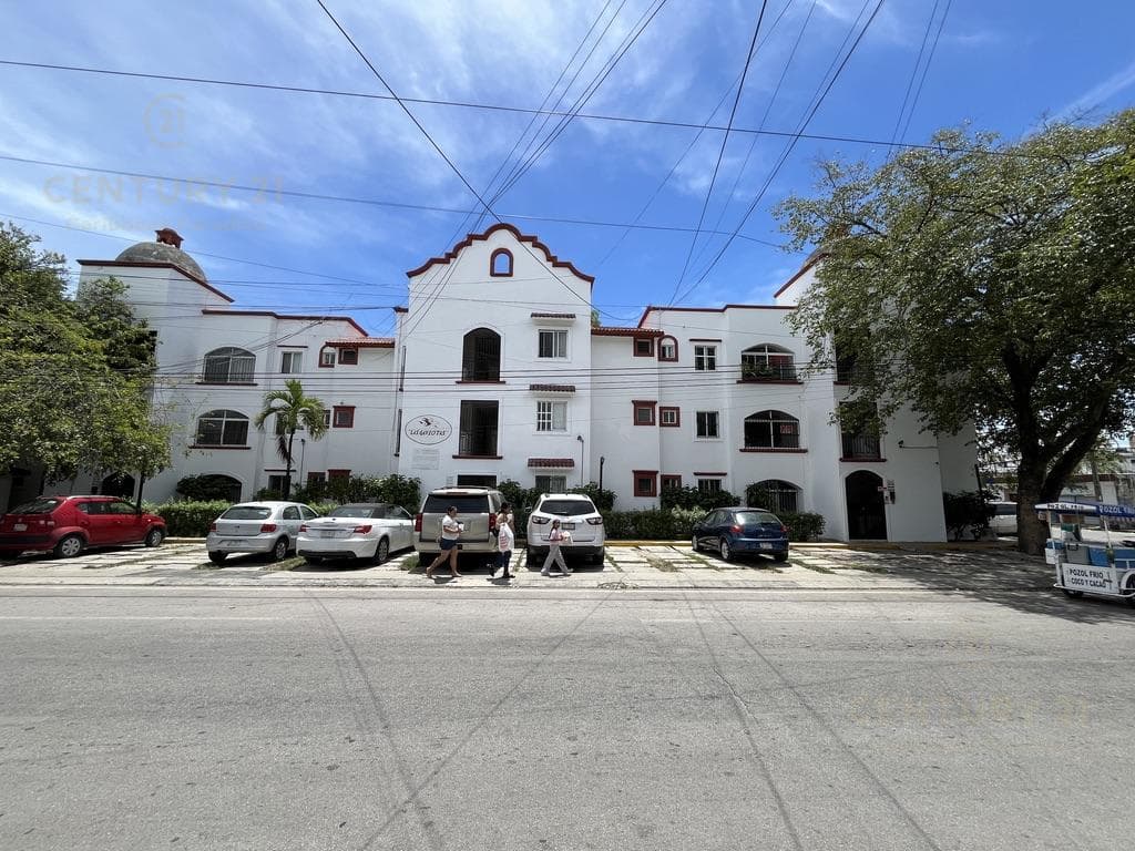 2-Bedroom Condo for Rent in Las Gaviotas Condominium, Downtown Playa del Carmen | P4576