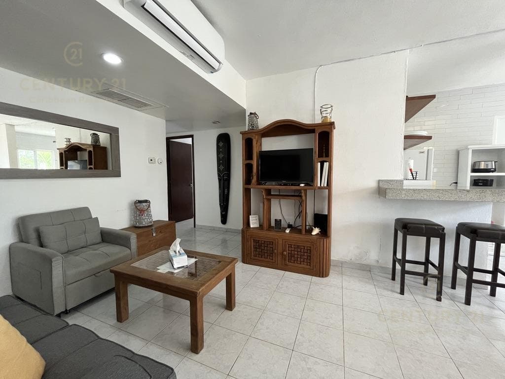 2-Bedroom Condo for Rent in Las Gaviotas Condominium, Downtown Playa del Carmen | P4576