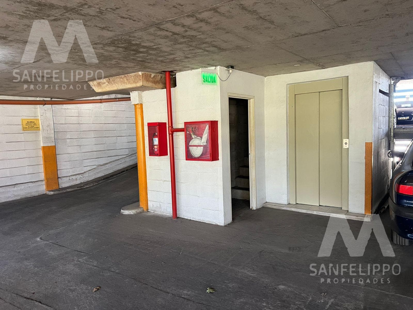 Garage for Sale in Downtown Quilmes