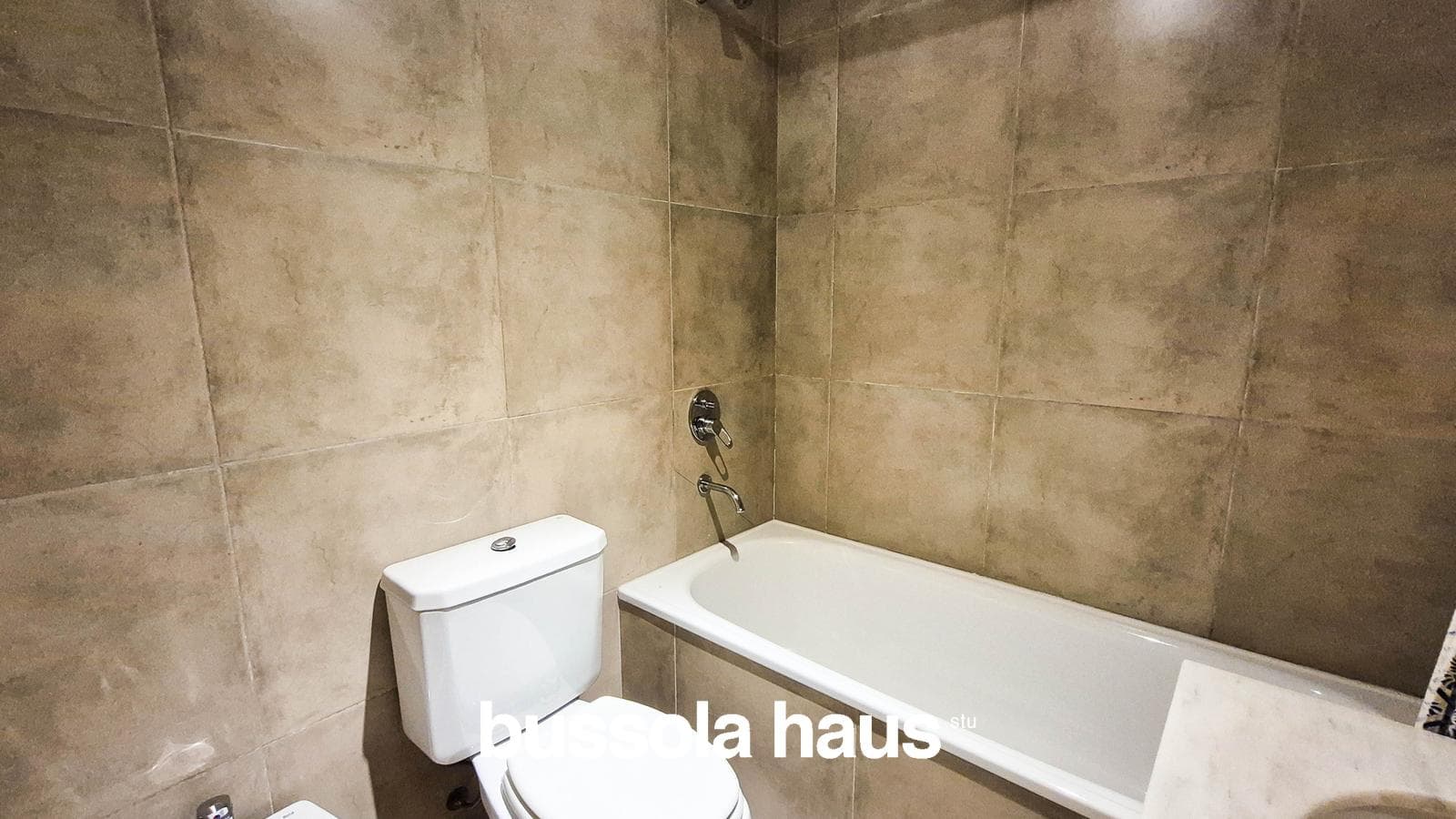 3-room apartment with private terrace for sale in Nuñez