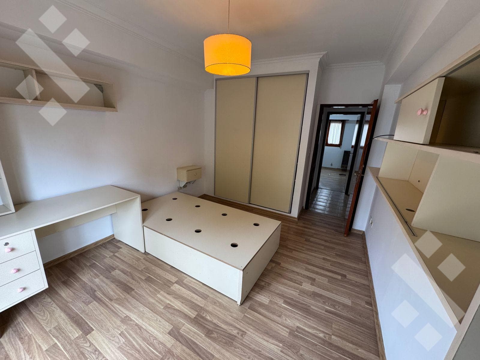 FOR RENT: 4-Bedroom Apartment - Centro Neighborhood, Neuquén