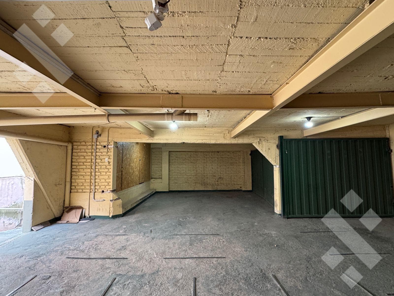 FOR RENT: 4-Bedroom Apartment - Centro Neighborhood, Neuquén