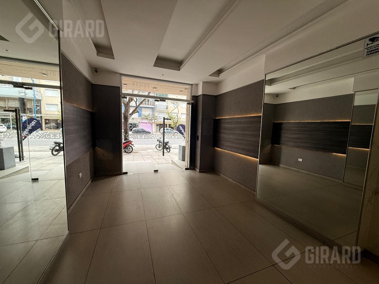 2-bedroom apartment for sale, Plaza Colón area. Great opportunity