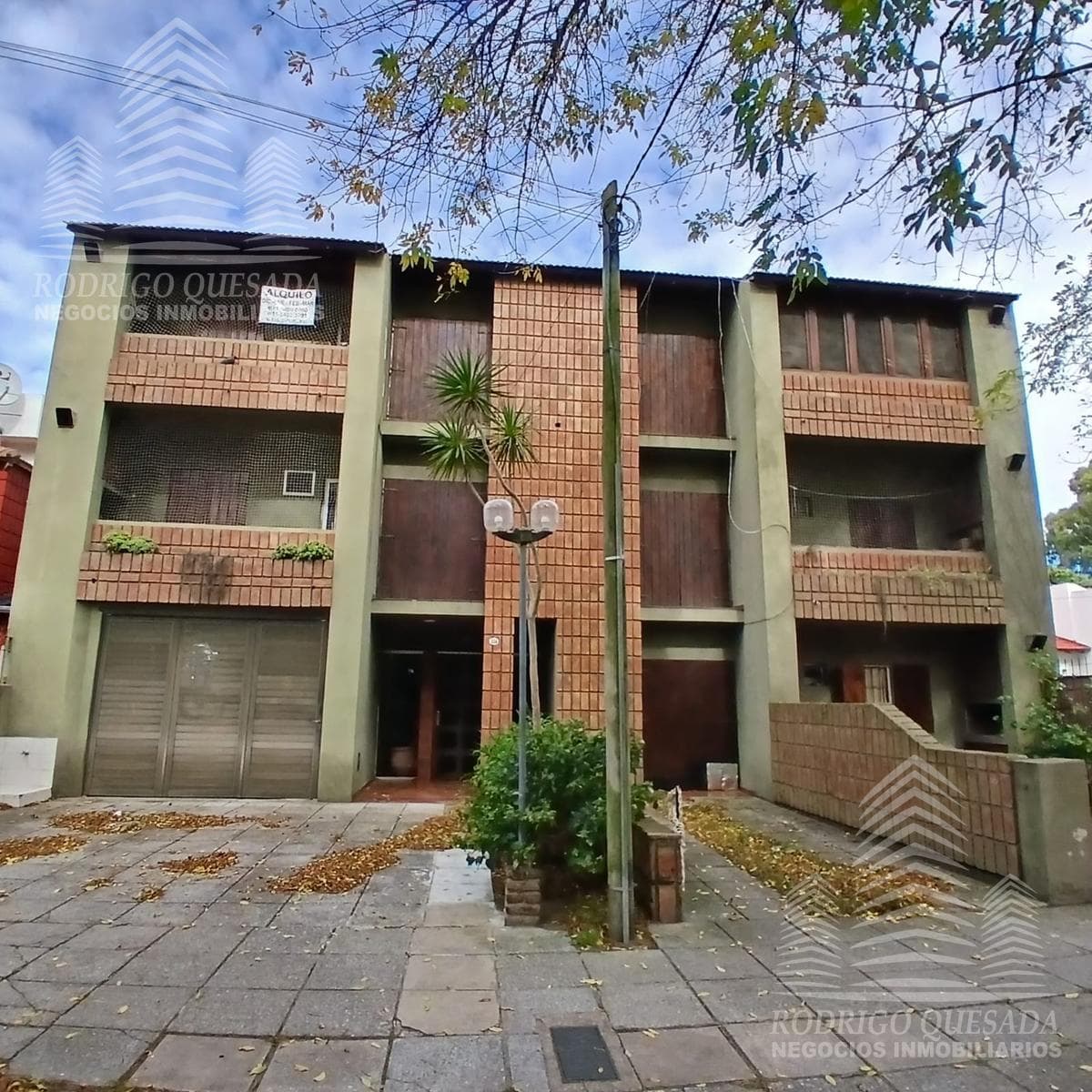 2-bedroom, 1-bathroom, 1/2-unit apartment with garage and storage room—Excellent Location -