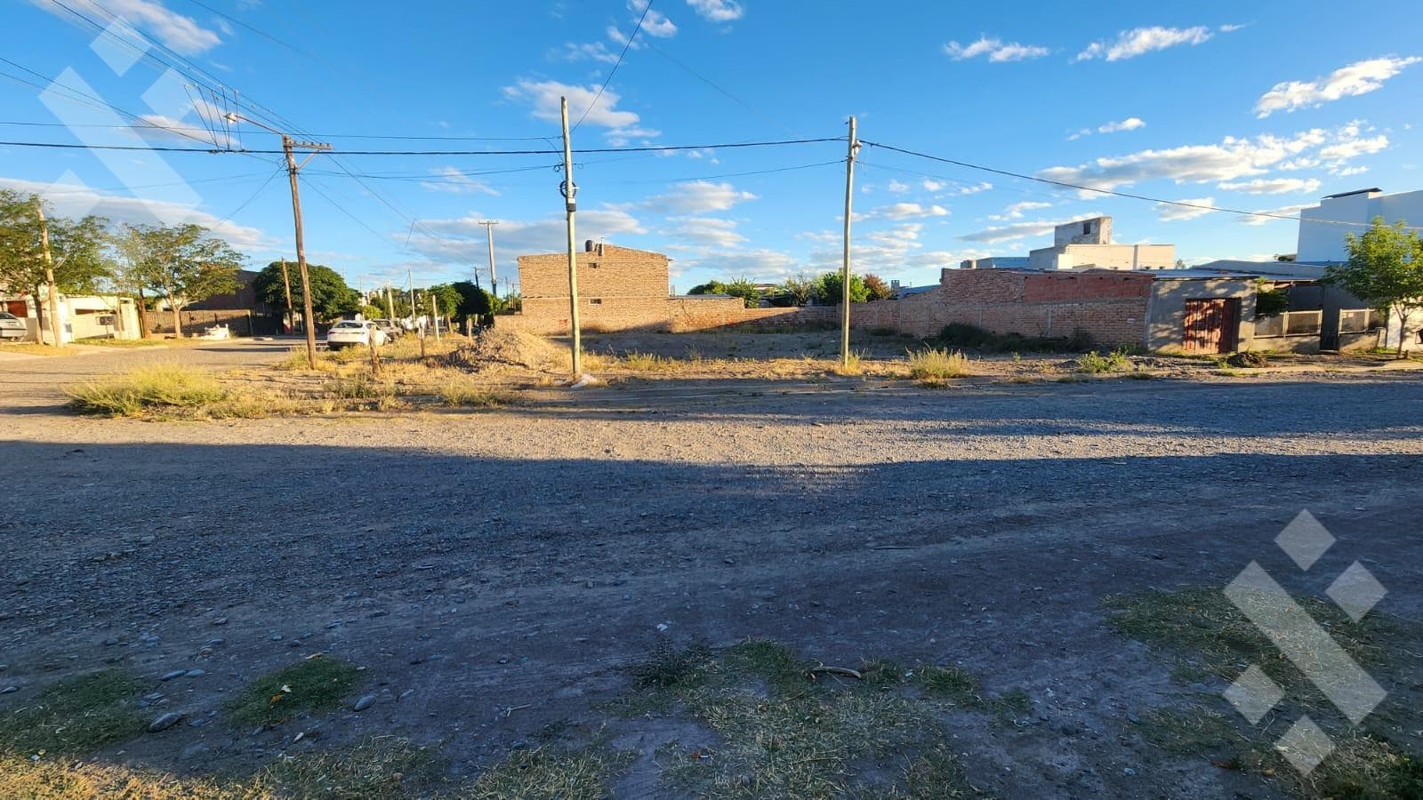 Corner lot for sale, 308 m2 - Mansilla Neighborhood, Choele Choel