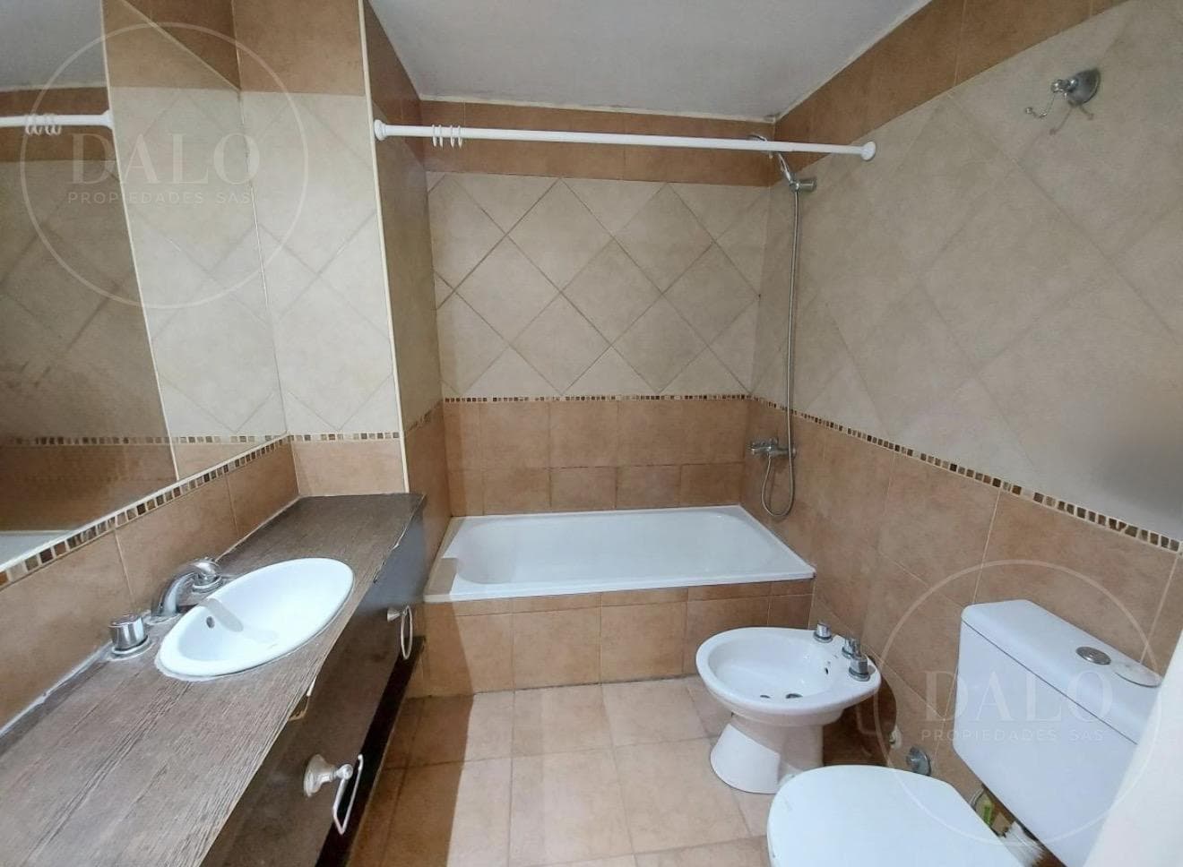 Very Bright Apartment for Sale on a Main Street in Villa Crespo, a Few Blocks from Plaza Serrano
