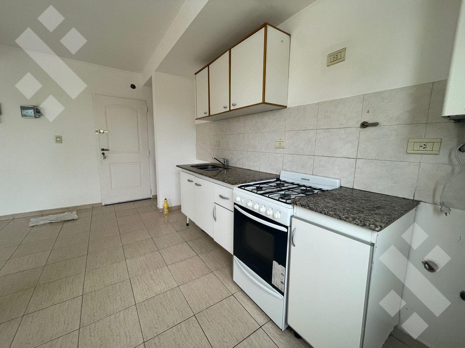 1-BEDROOM APARTMENT FOR SALE WITH BALCONY AND PARKING SPACE - QUALIFIES FOR MORTGAGE - STA GENOVEVA - NQN