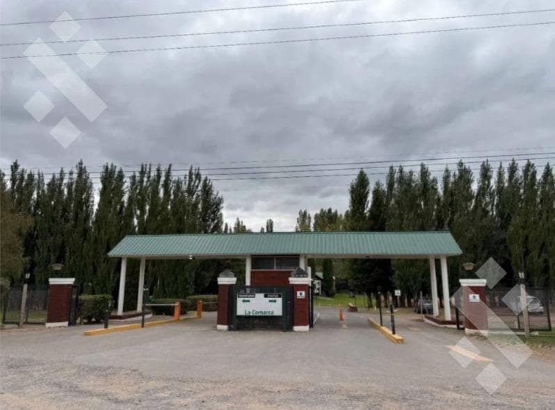 735 m² LOT FOR SALE - LA COMARCA PRIVATE NEIGHBORHOOD – ROUTE 7 | CENTENARIO