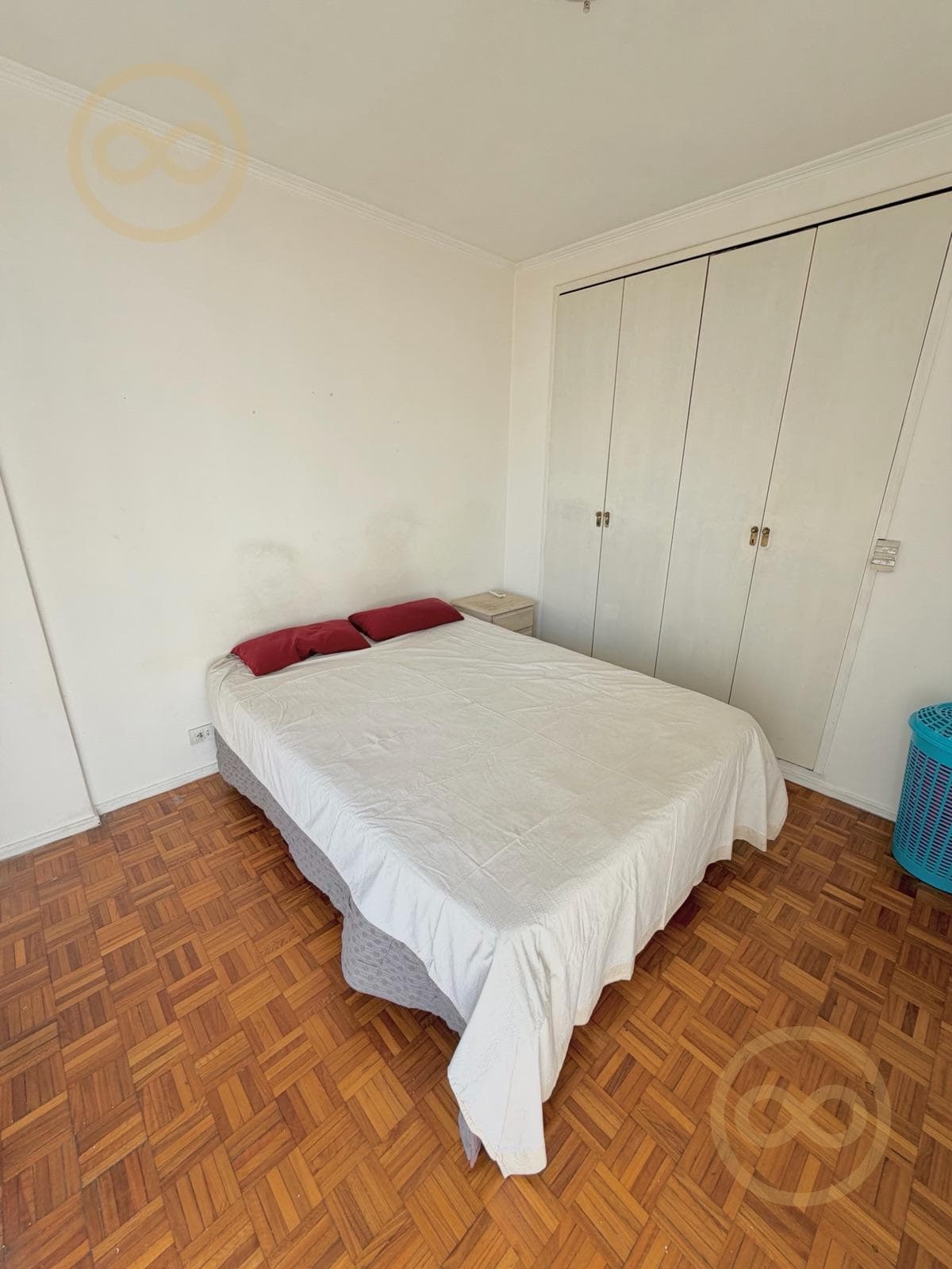 APARTMENT FOR SALE: 3-ROOM APARTMENT ON SANTA FE AVENUE AND AUSTRIA STREET IN RECOLETA, WITH A SUNNY BALCONY