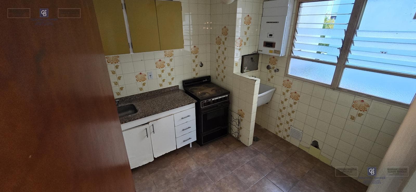 2-Room Apartment for Sale in Almagro