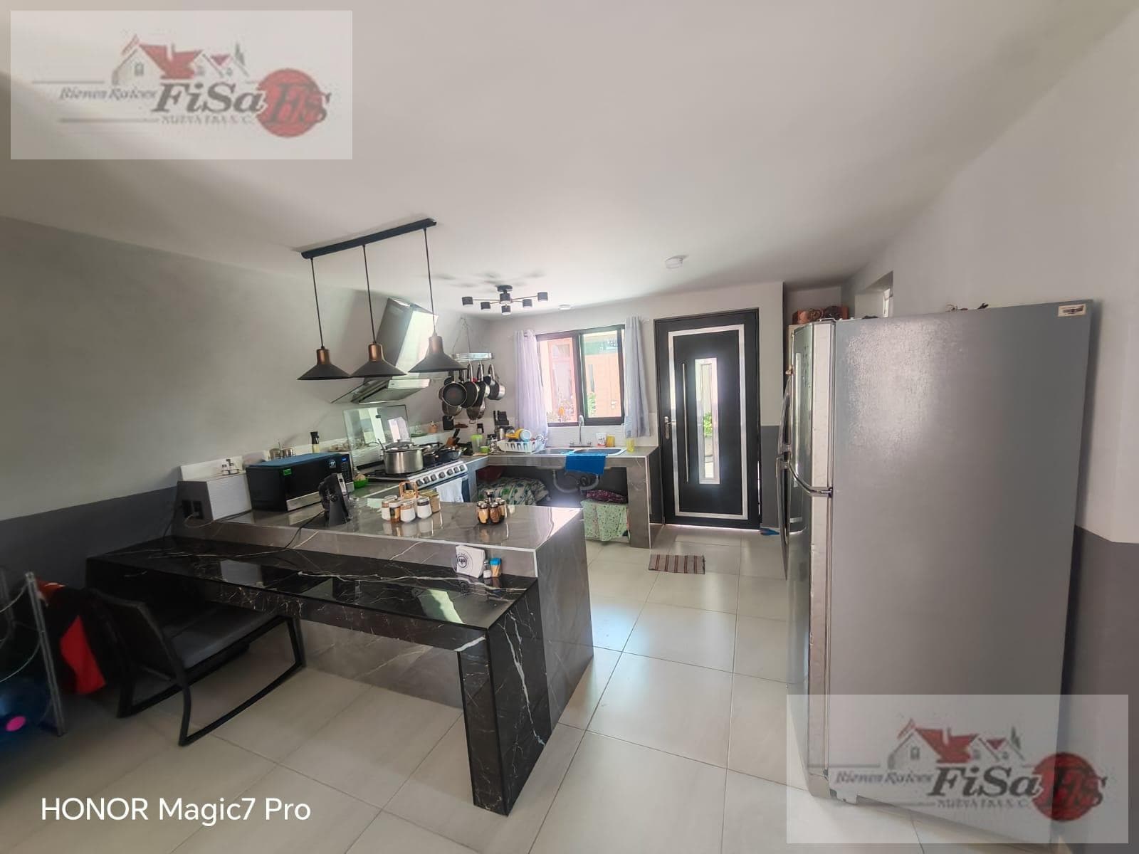 HOUSE FOR SALE IN VALLE DE ORO
