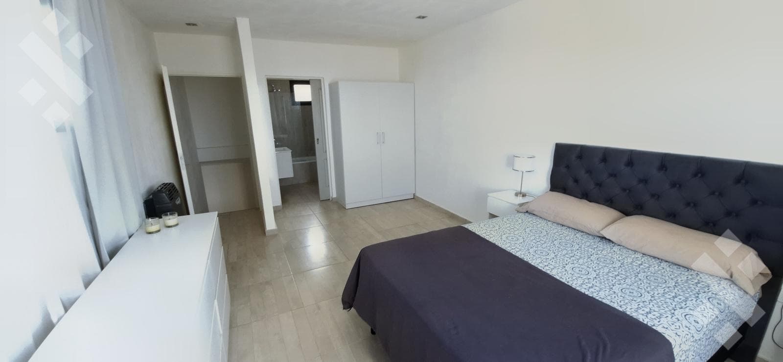 For Sale: 3-Bedroom House | Patio and Separate Barbecue Area with Potential for Expansion in Terrazas, Neuquén