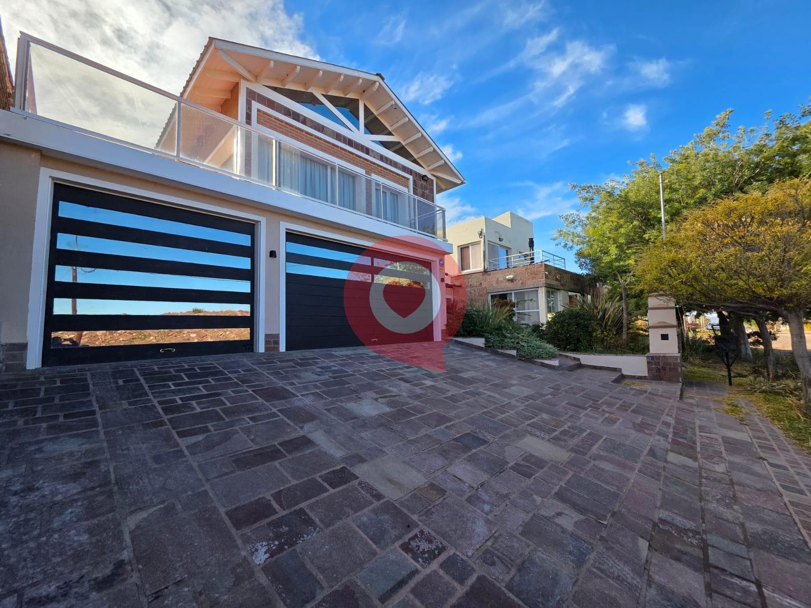 House for Sale in Villa El Chocon, Neuquén