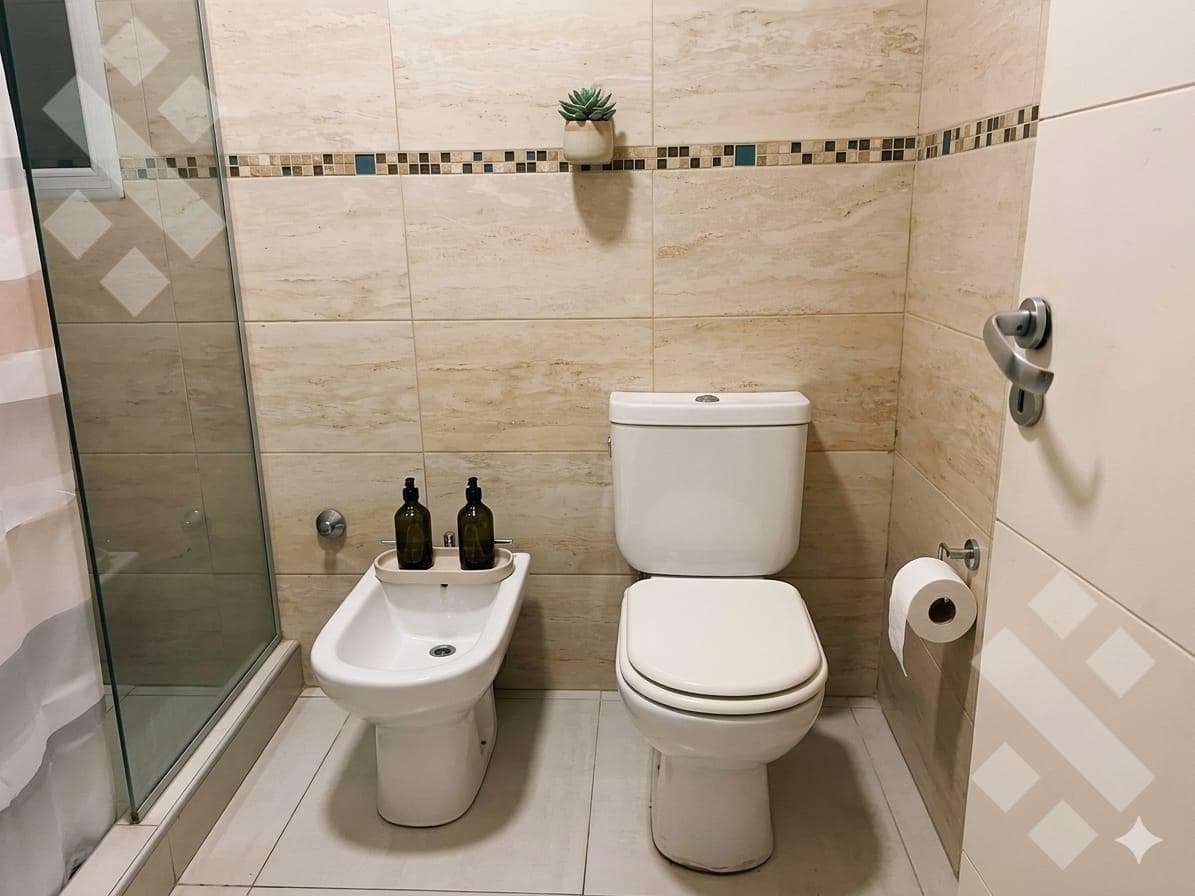 FOR SALE - 3-BEDROOM HOUSE - LA HERMINIA NEIGHBORHOOD - CIPOLLETTI