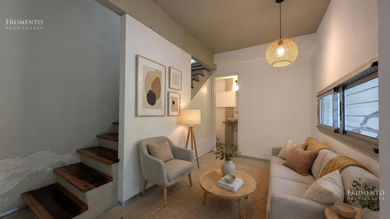 3-Room Apartment in Olivos with Garage and Grill
