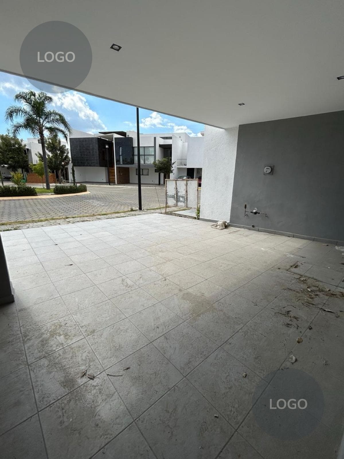 House - Lomas de Angelópolis Subdivision