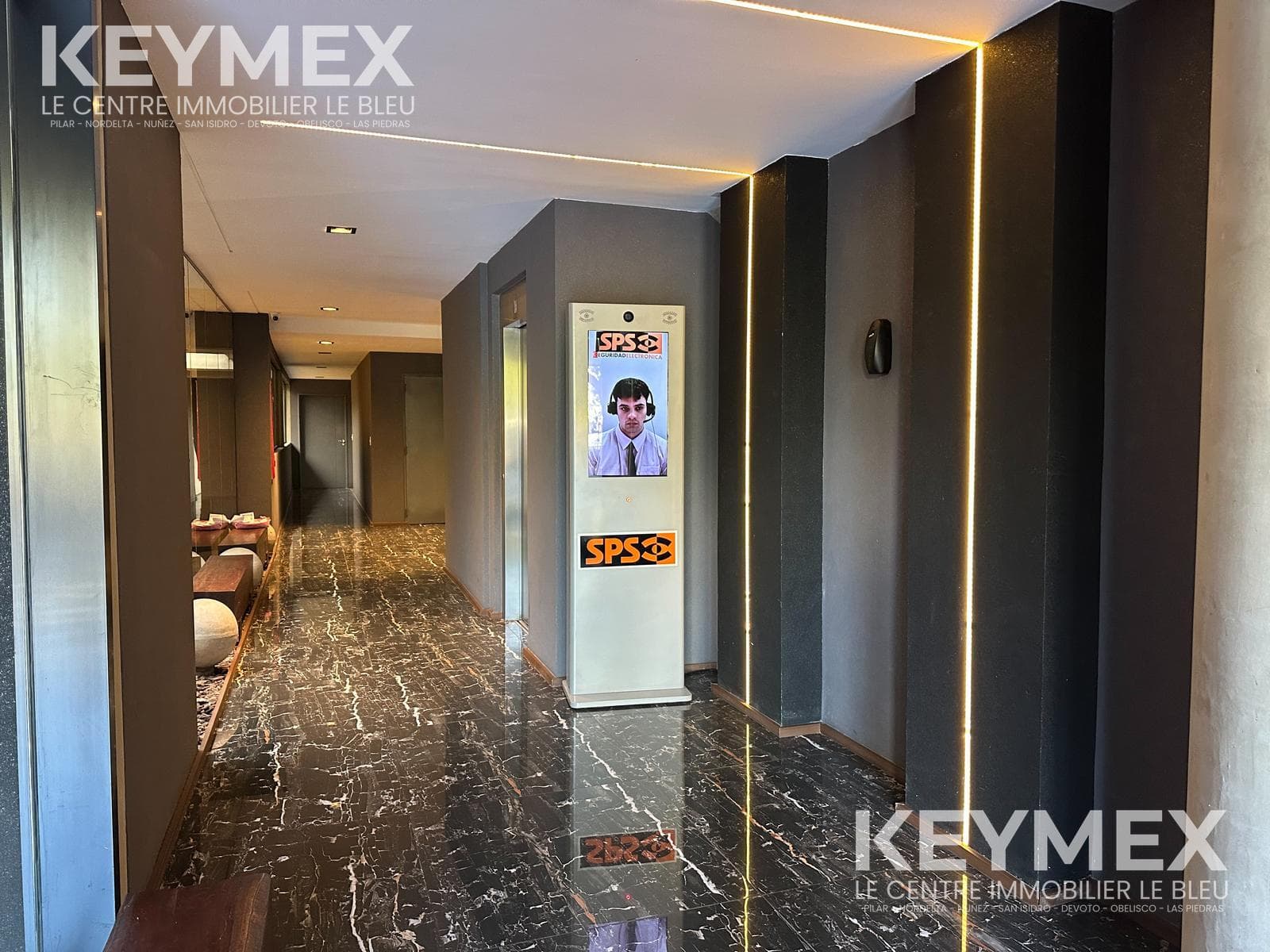 3-room apartment for sale in Devoto with a garage and a terrace balcony, plus amenities