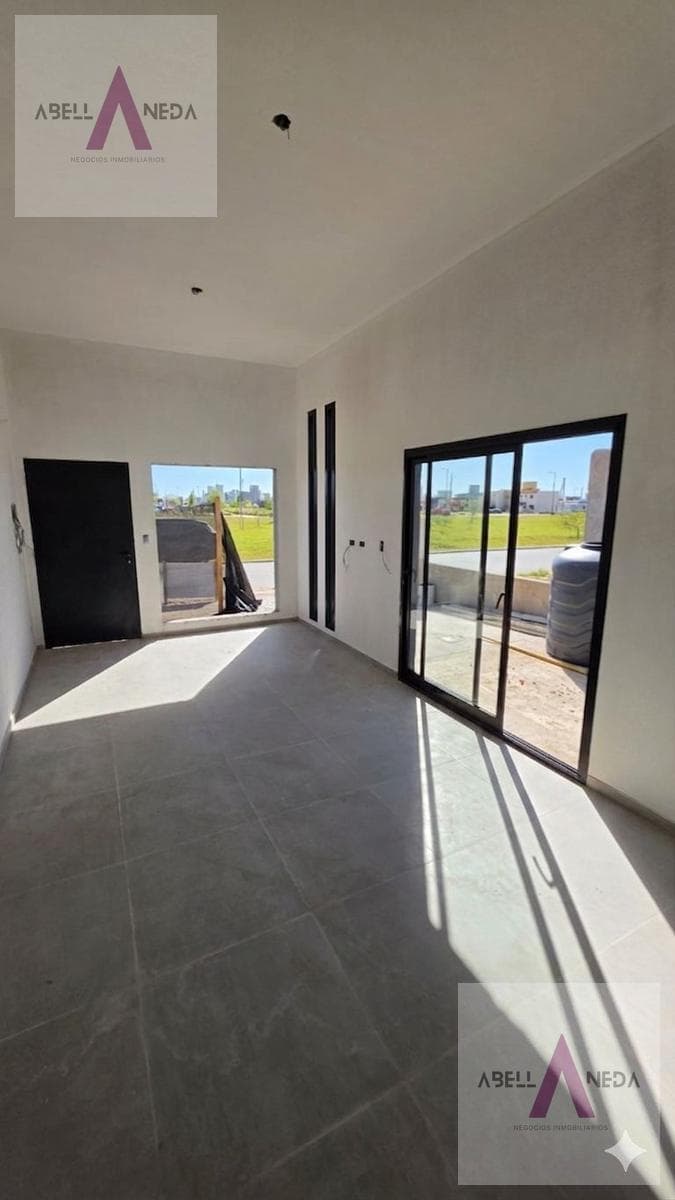 2-Bedroom Duplex for Sale/Rent in Quebradas de Manantiales