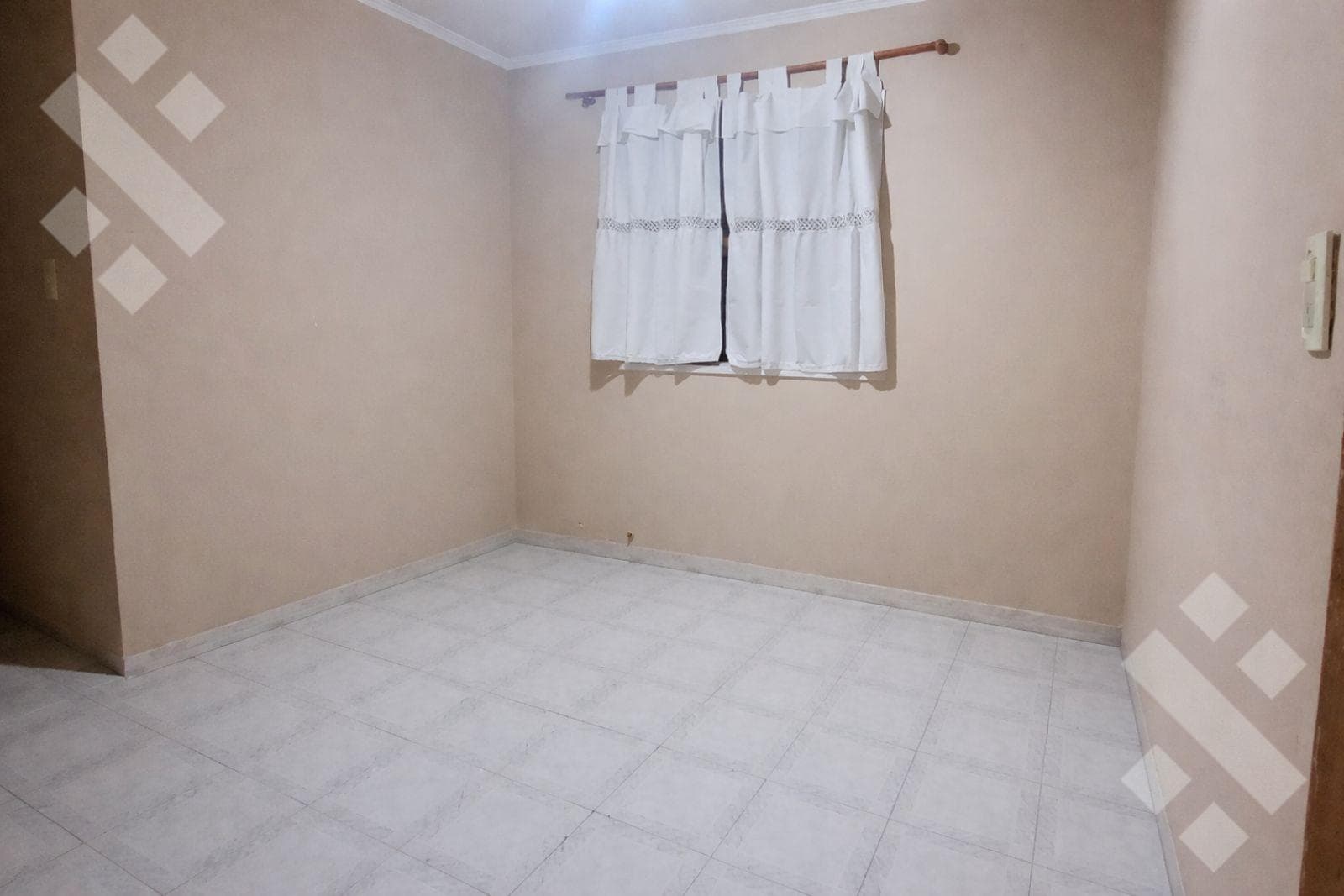 4-Bedroom House for Sale - Centenario, Neuquén Province. -