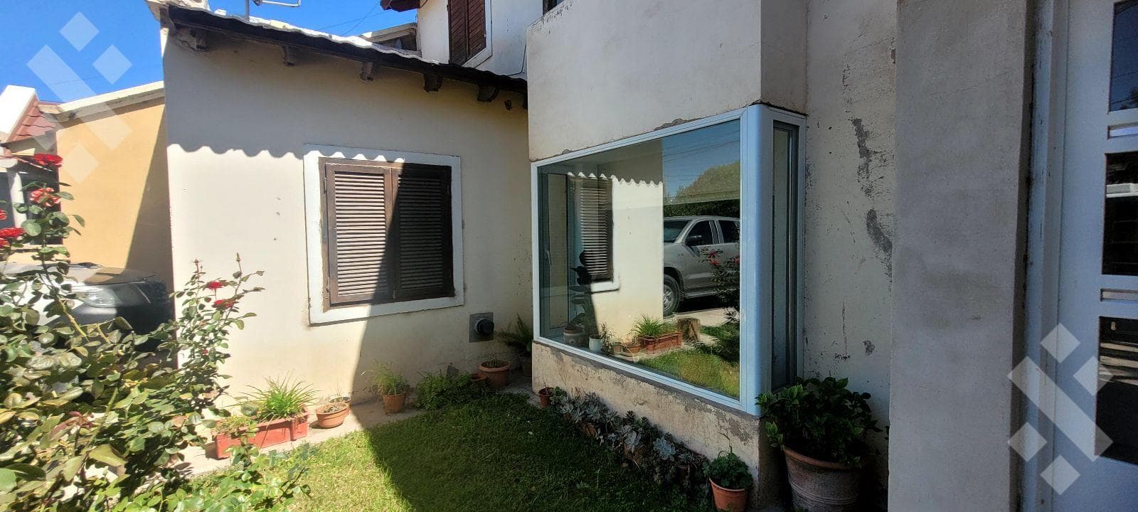 4-Bedroom House for Sale - Centenario, Neuquén Province. -