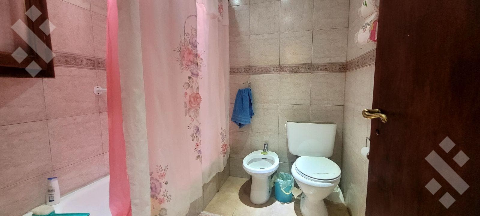 4-Bedroom House for Sale - Centenario, Neuquén Province. -