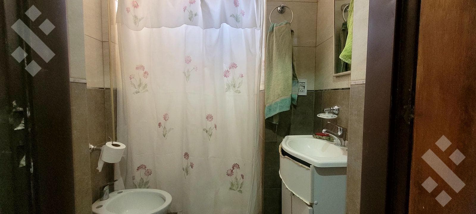 4-Bedroom House for Sale - Centenario, Neuquén Province. -